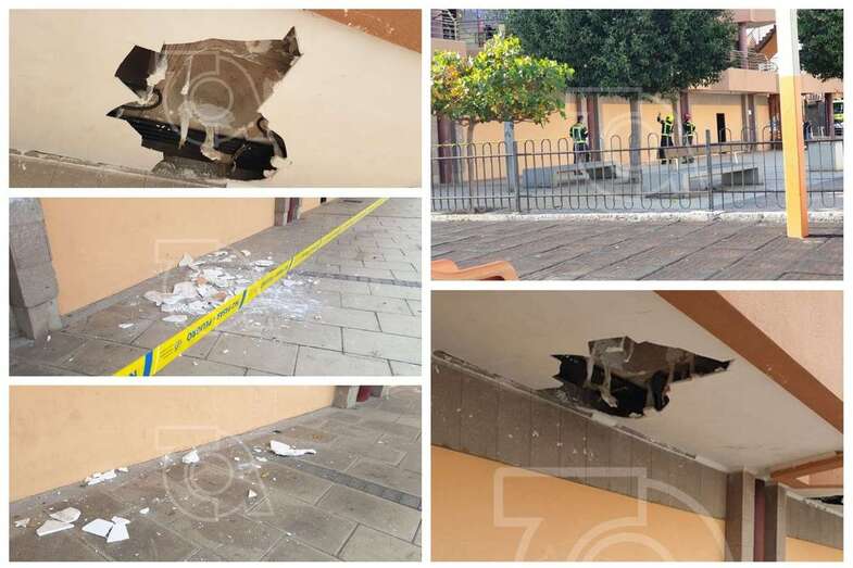 Momento de la intervención de los bomberos hace unos minutos (Foto TA)